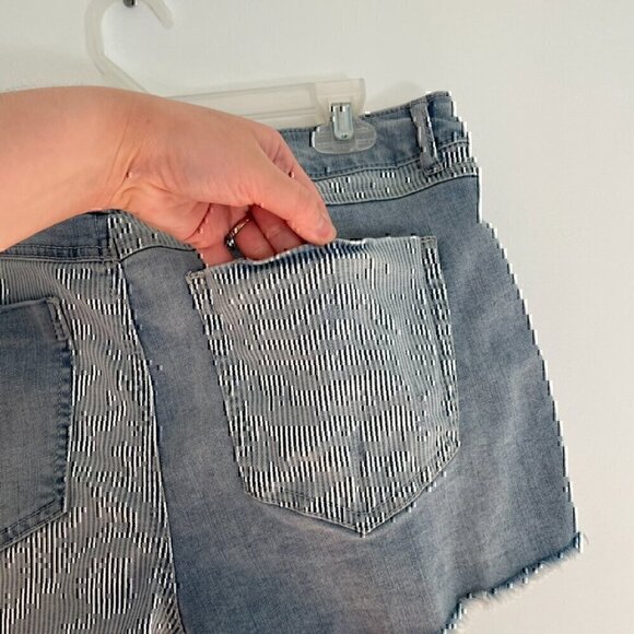 REWASH Light Wash Railroad Stripe Patchwork High Waisted Denim Jean Shorts 13 31 - Picture 12 of 12